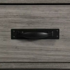 Commode 7 tiroirs Montauk Grise : Rangement spacieux, Indispensable pour la chambre, Accents métalliques